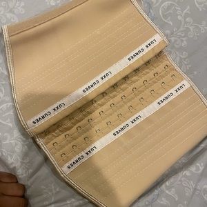 Luxx Curves Waist Trainer